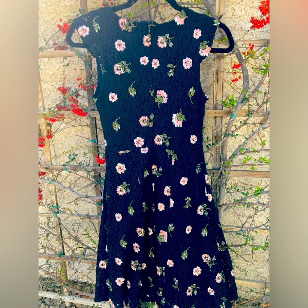Black w Roses Dress - Picture 2 of 6